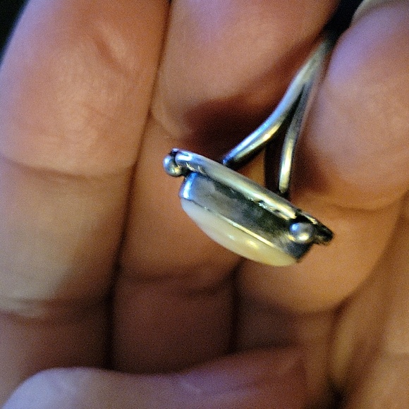 Beautiful Vintage Pink MOP Sterling Silver Navajo Ring - Picture 3 of 6